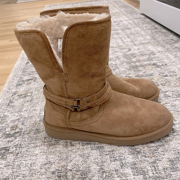 UGG Women’s Palisade Boots Size 9 - Picture 2 of 9
